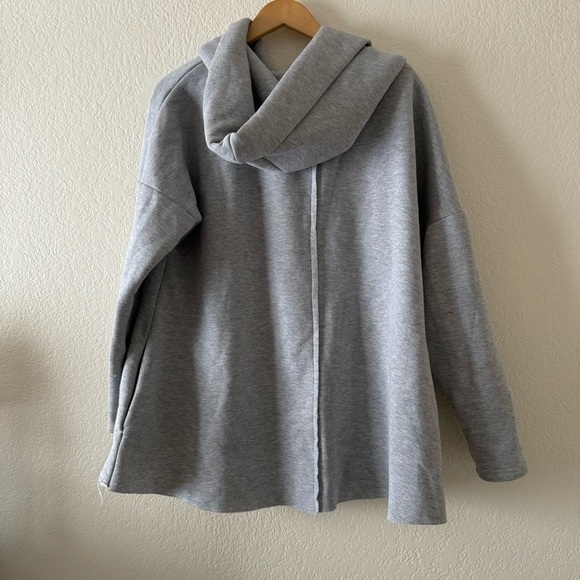 Multi way functional pullover by AWAMA - Picture 6 of 8